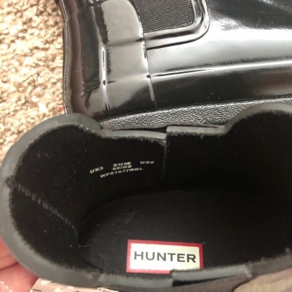 Hunter Refined Chelsea Boots Gloss Wellington - Picture 4 of 4
